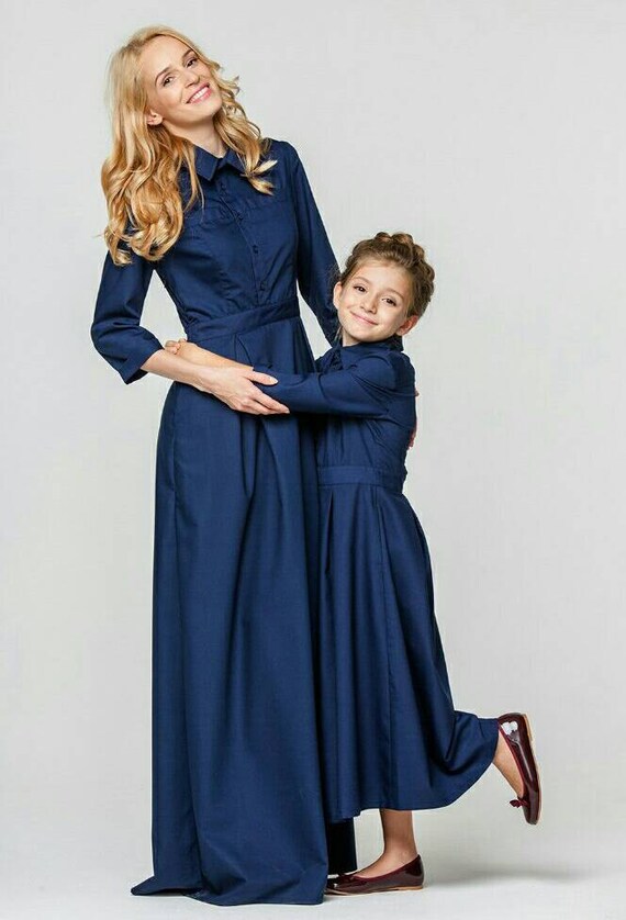 navy style dress