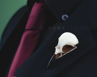 Crow skull brooch pin, resin replica hand painted, viking gothic wedding, groom gift