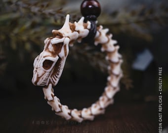Halskette mit Ouroboros-Schlangenskelett, düster-gotischer Stammes-Schamane, handbemalte Harzreplik, gotischer Stammes-Schamane