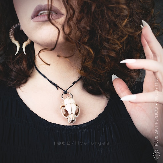 Collier Ras Du Cou Résine Noir Gothique - Fait Main, Pendentif, Neuf Sans Emballage