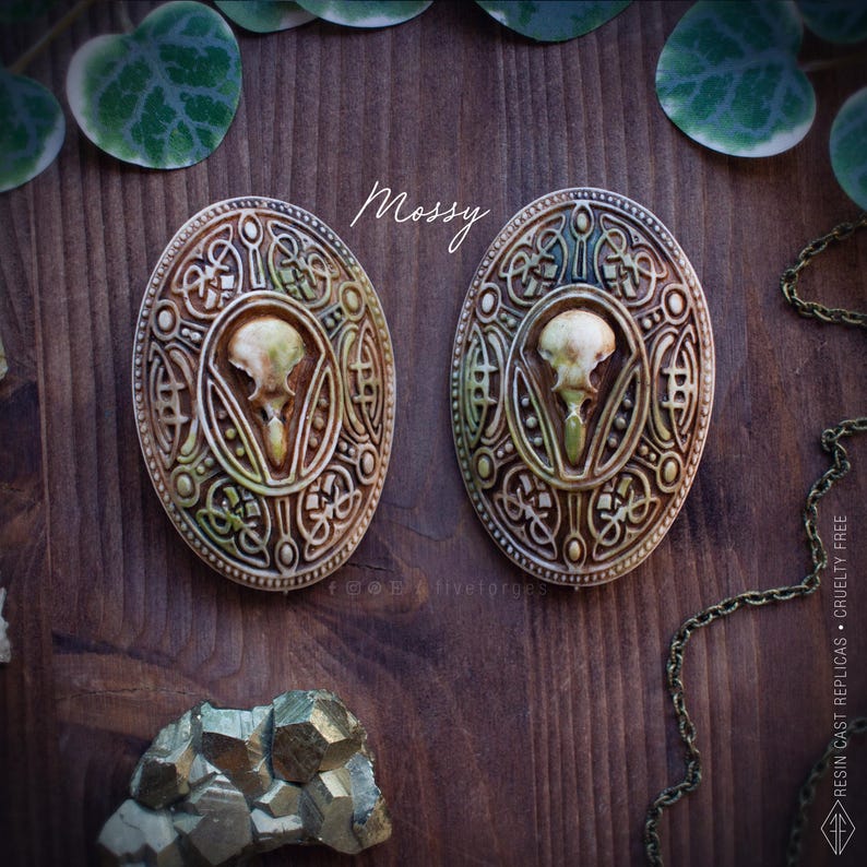 mossy color example pins.