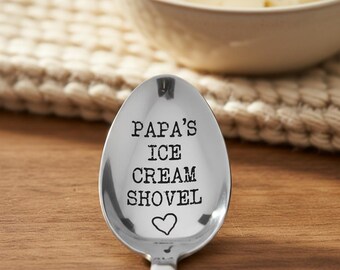 Personalized Papa's Ice Cream Spoon: Engraved Dessert Tool for Father's Day
