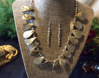 Grey beaded necklace 2A