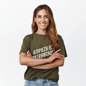 EMPIEZA EL MATRIARCADO! |  The matriarchy begins! Graphic Tee