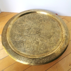 Large 15.5&quot; Vintage Etched Brass Tray Plate Wall Hanging