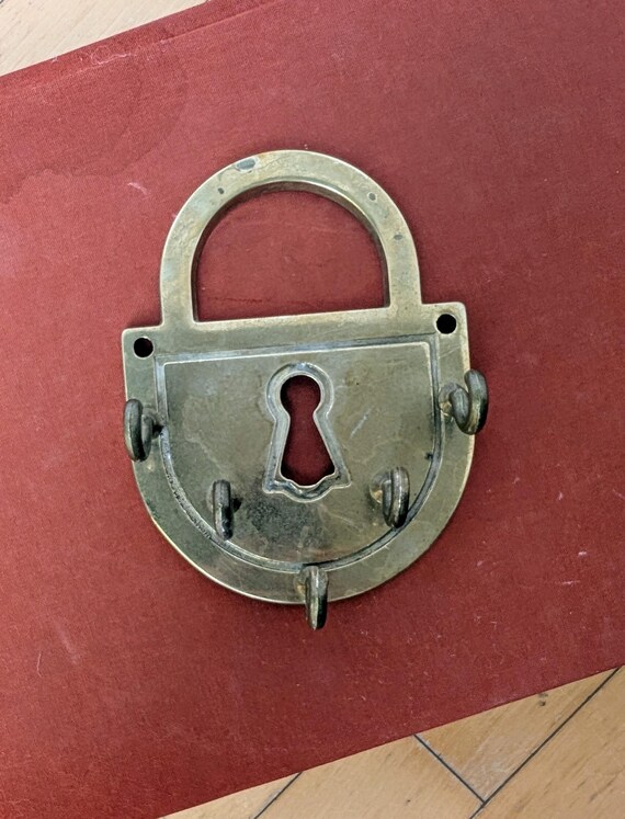 PADLOCK KEY HANGER vaultroom PADLOCK KEY HANGER