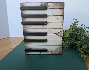 2 Vintage Sid Dickens Memory Blocks - T-29, 