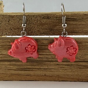 Boucles doreilles de cochon petit cochon rose polymère clay image 1