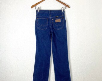 Vintage 70s Wranglers jeans, high waisted, straight leg, dark/medium wash denim, western, Ranchwear