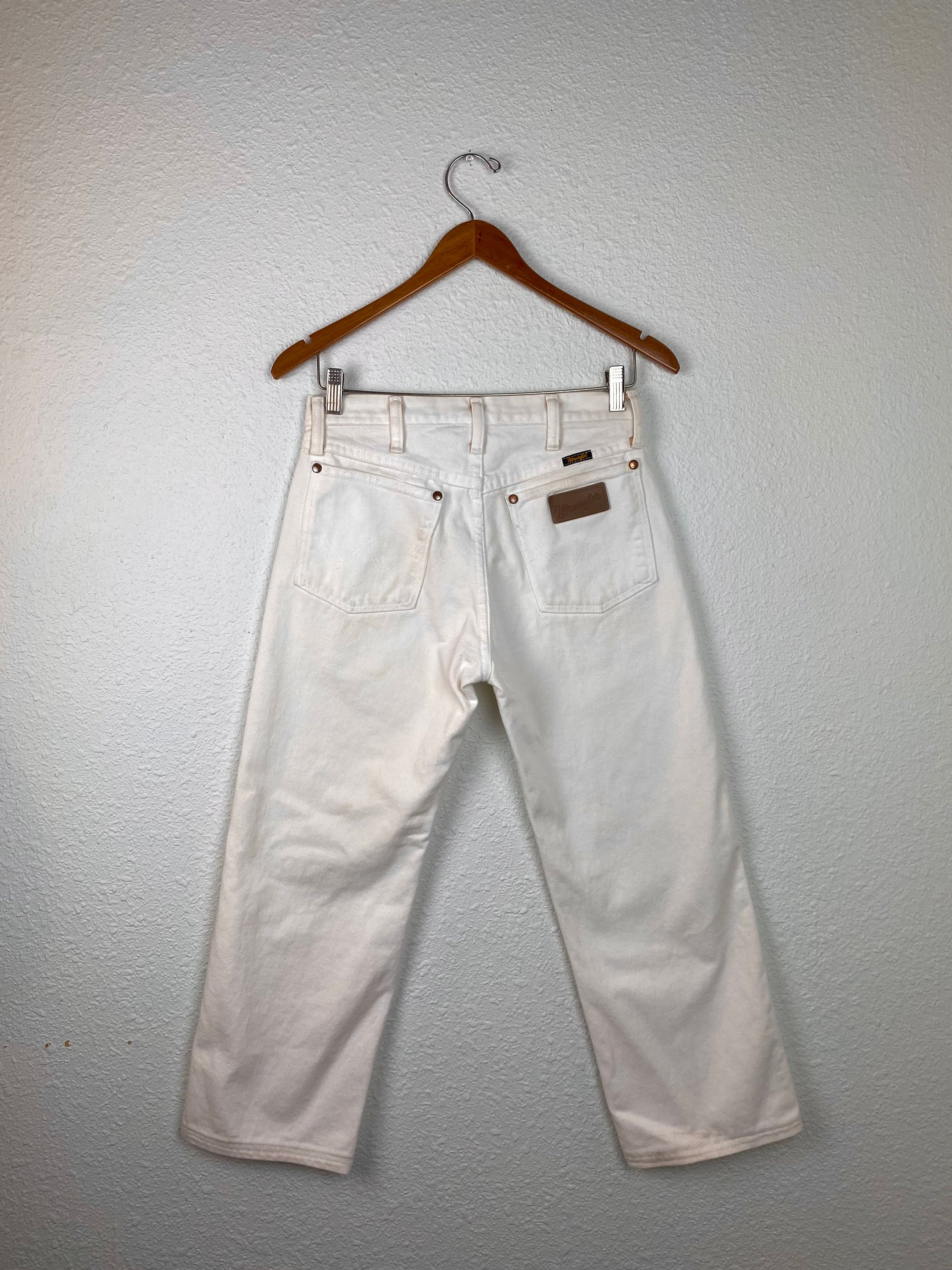 Wrangler white store jeans womens