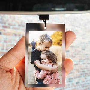 Personalized Mom Car Ornament - Custom Mother’s Day Gifts, Photo Car Rearview Picture Hanger, Mom Car Charm, Rearview Mirror Charms.
