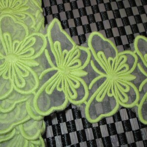 2 yards in 2 1/8 &quot; width in kiwi color poly cotton& soft organza trim, bridal trim with butterfly pattern for your fashion/ wedding design