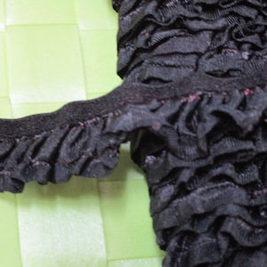 3 yards in 3/4&quot; width black color ruffled style elastic trim for your fashion design & sewing project.
