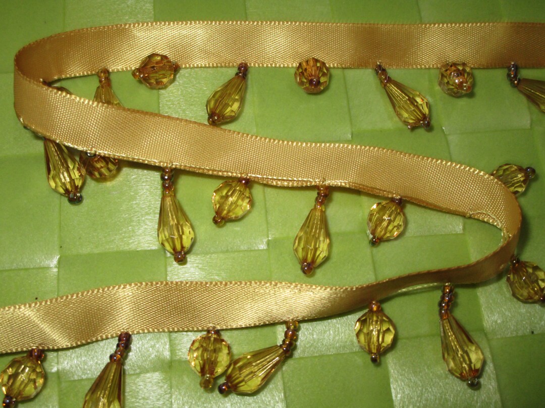 Gold Rib Trim This is a 5/8 Yard in 1 1/4