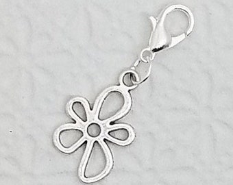 Whimsical daisy clip on charm, flower zipper charm, fun flower progress keeper, flower charm with a clasp, Fast Shipping from USA 101A