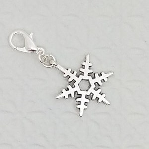 Silver snowflake charm, snow bracelet charm, zipper charm, purse charm, clip on charm, charm on lobster clasp, Fast Shipping from USA SF2D