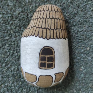 House, Painted rocks, pebble art, stone art, rock art, painted rock