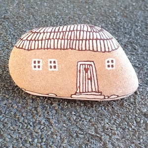 House, Painted rocks, pebble art, stone art, rock art, painted rock