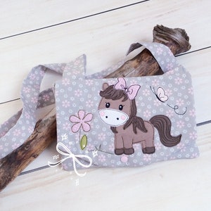 Fichier de broderie ITH « dans le cerceau » sac pour enfants sac de maternelle avec application de doodle cheval poney 18x30 - 7x12 pouces