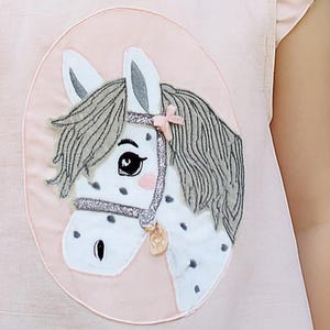 2x Borduurpatroon paard in knoop, borduurmotief paardenhoofd, doodle applicatieknoop 13x18 - 5x7 inch