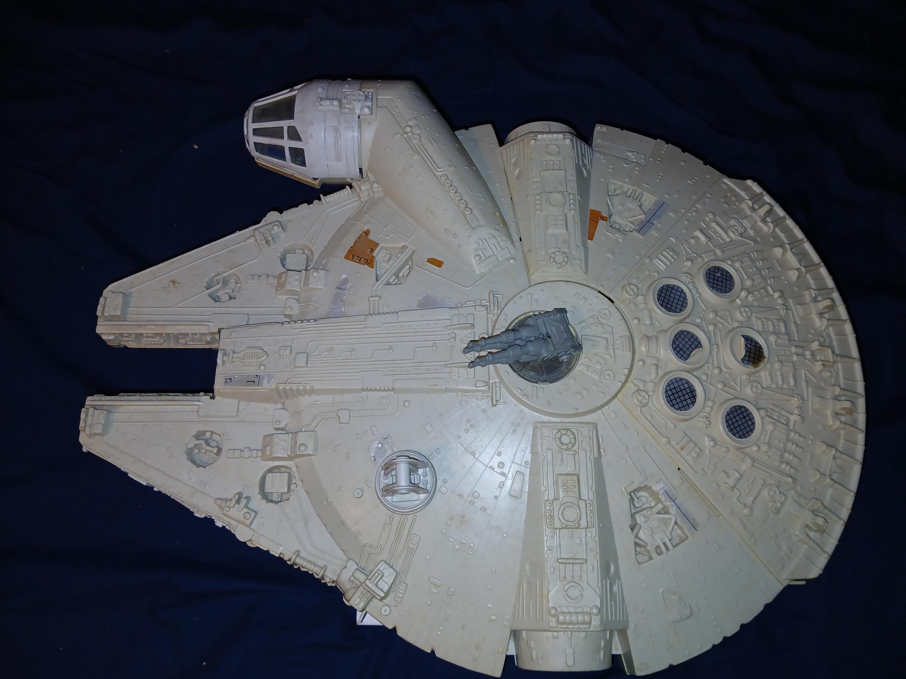 Vintage 1980s Millennium Falcon Toy - Etsy