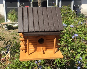 HANDMADE WOODEN BIRDHOUSE