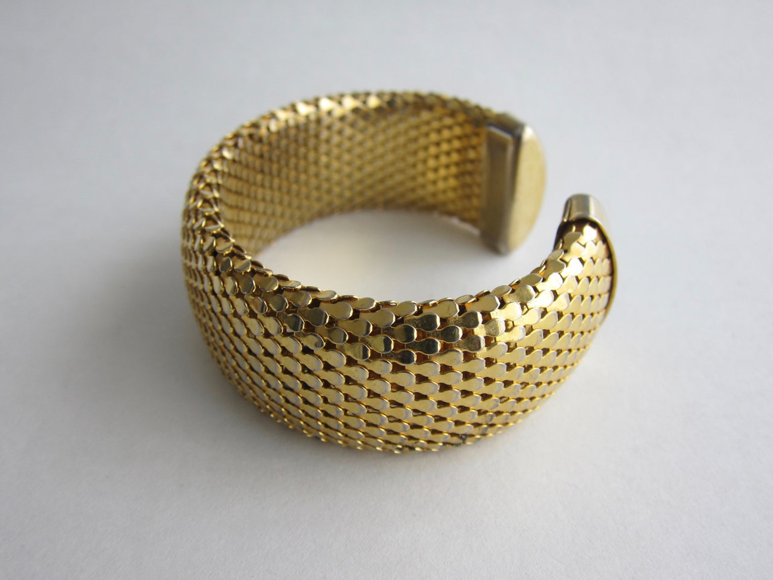 Bracelet en bois d'aigle naturel • Essence du Bois