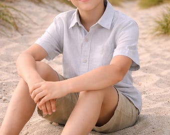 Jungen Leinenhemd Hellgrau - Kurzarm Button Up, Hochzeitsoutfit, Sommer Leinenkleidung
