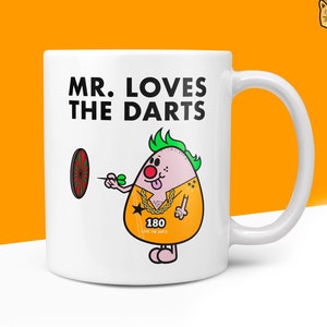 Novelty Mr LOVES THE DARTS Mug Funny Men Mr Him Gift Secret Santa Present Ceramic Novelty Office Birthday Christmas 10oz Coffee Tea Cup