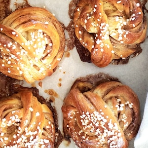 DIY Sweet Bread Baking Kit, Scandinavian Cardamom Buns, Traditional Kanelbullar Buns, Swedish Roll Mix, Christmas Activity for kids