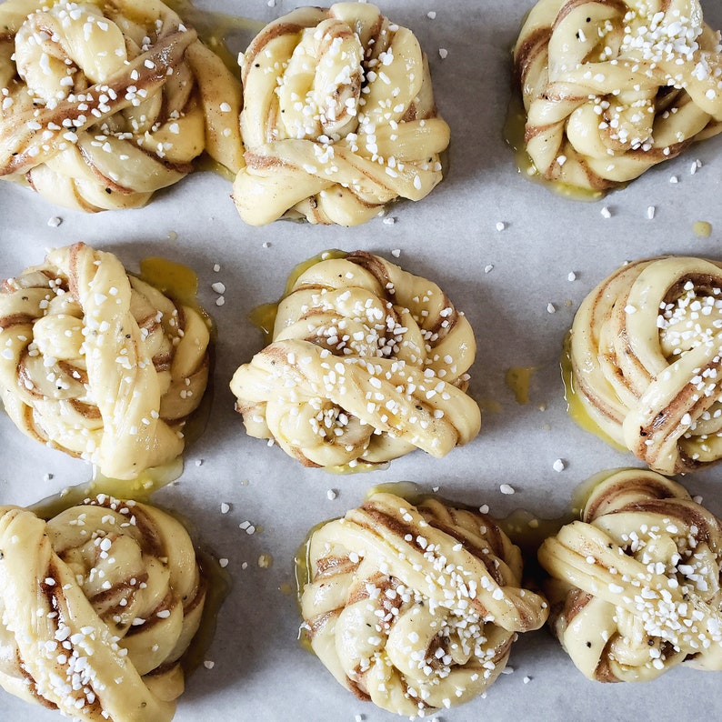 swedish cinnamon buns premium baking kit