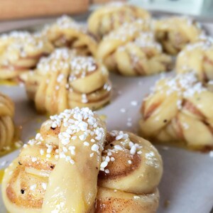 DIY Sweet Bread Baking Kit, Scandinavian Cardamom Bread Baking Kit, Swedish Kanelbullar Cinnamon Buns, Baking Gift Box for Family Activity image 9