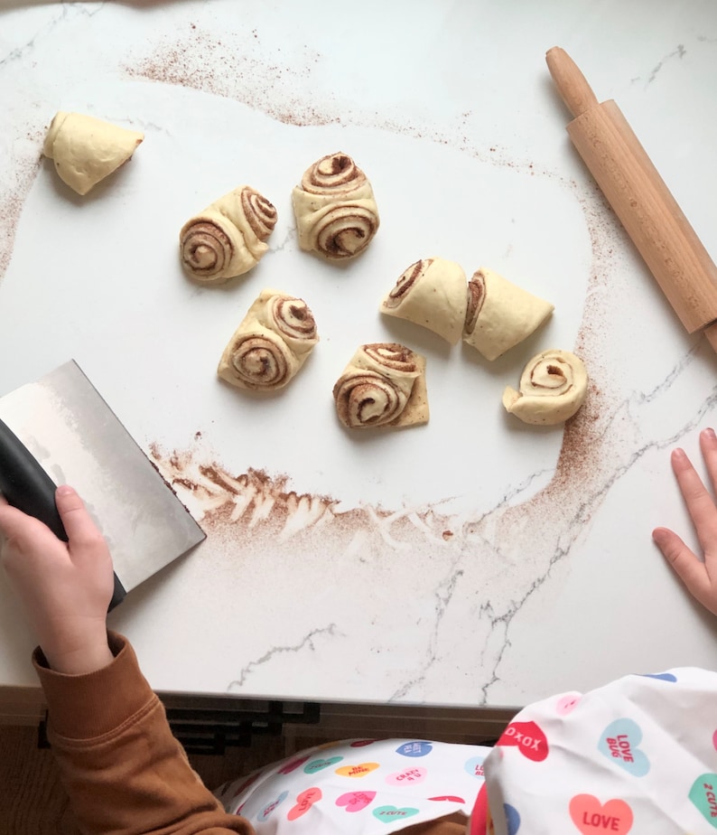 DIY Sweet Bread Baking Kit, Scandinavian Cardamom Bread Baking Kit, Swedish Kanelbullar Cinnamon Buns, Baking Gift Box for Family Activity image 5