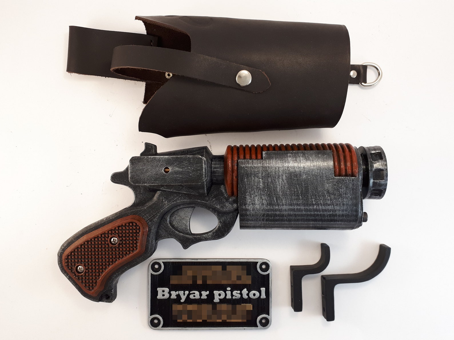 Bryar pistol real leather holster 3D printed cosplay image 0.