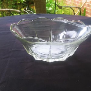 bol vintage Anchor Hocking en verre transparent.