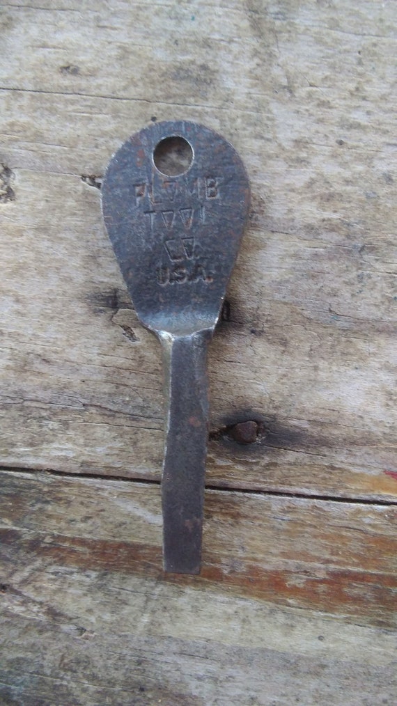 vintage keychain/screwdriver, Plomb Tool co. J.C.… - image 1