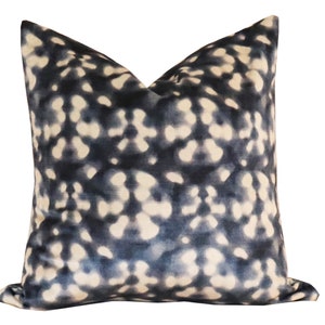 18&quot; x 18&quot; Fabricut Sol Blue Skies Pillow (double sided)