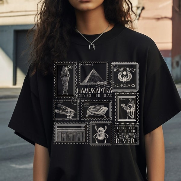 Mumie Briefmarken Sammlung T Shirt Tshirt * City of the Dead Ägypten Rick Evie Grüße von Hamunaptra Postkarte Buch Fandom Merch Bücherwurm Geschenk