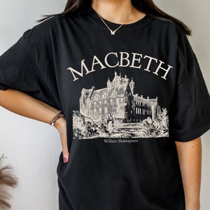 Shakespeare Macbeth Castle Sweatshirt * Bookworm Bookish Book Lover Gift * Dark Academia Dead Poets Bibliophile * Shakespeare Quote