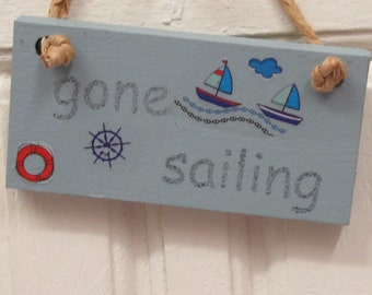 Miniature Beach Sign gone sailing Hanging Notice 1:12th Scale Dolls House Accessories