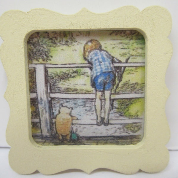 Dolls House Nursery Picture Winnie Pooh-Sticks Framed Miniature Children's Bedroom Accessory 1:12 Scale