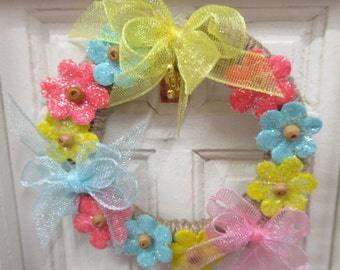 Dolls House Wreath Miniature Door Decoration Flowers and Bows 1:12th Scale