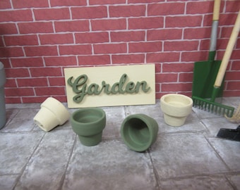Dolls House Garden Sign with 4 Flower Pots Green and Cream Colour 1:12th Scale Miniatures