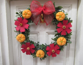 Dolls House Christmas Wreath Fruit and Flowers Miniature Door Decoration 1:12 Scale
