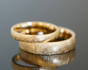 Wedding rings FROZEN GOLD