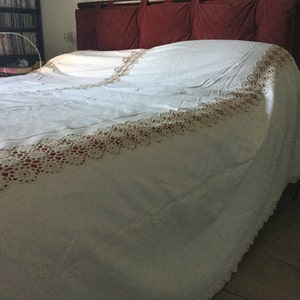 Canvas and crochet bedspread image 1
