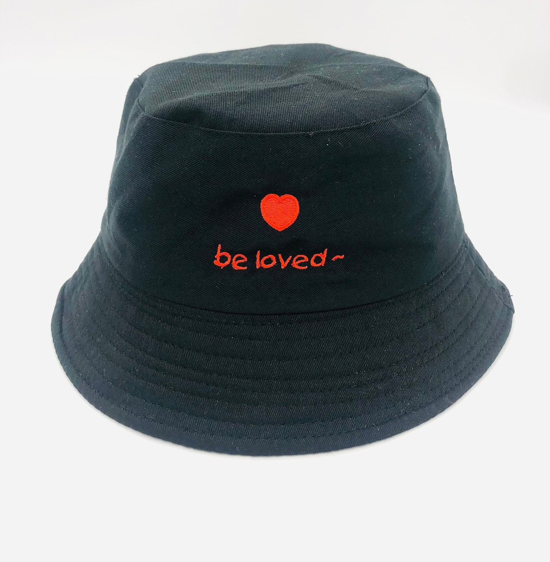 Black Bucket Hat Embroidered Heart 