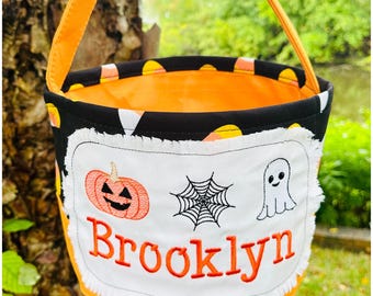 Personalized Embroidered Halloween Basket, Monogrammed Fall Tote Bag for Trick or Treat, Halloween Candy Tote, Gingham Tote Pumpkin Patch