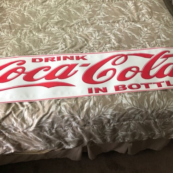 Trinken Coca-Cola in Flaschen - Vinyl Banner