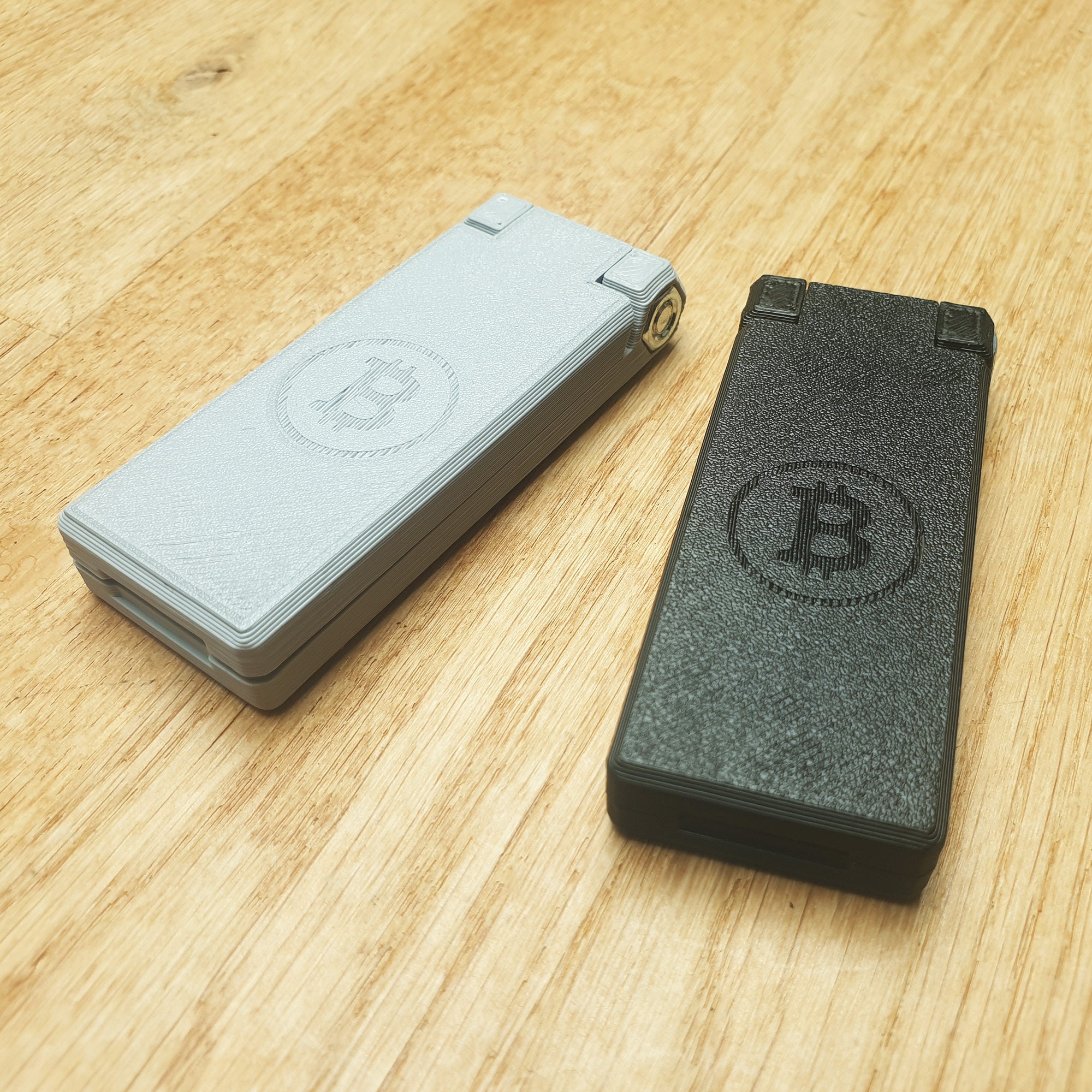 Schutzhülle für Hardwarewallet BitBox02, BitBox02 Nova | SATOSHI BOX |  Idealer Schutz vor Kratzern, Staub und Spritzwasser | Made in Germany -  Etsy.de